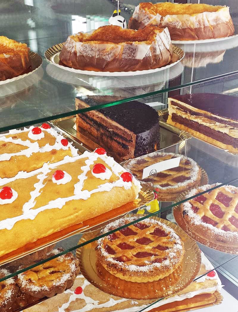 Venta de repostería artesanal en Ourense